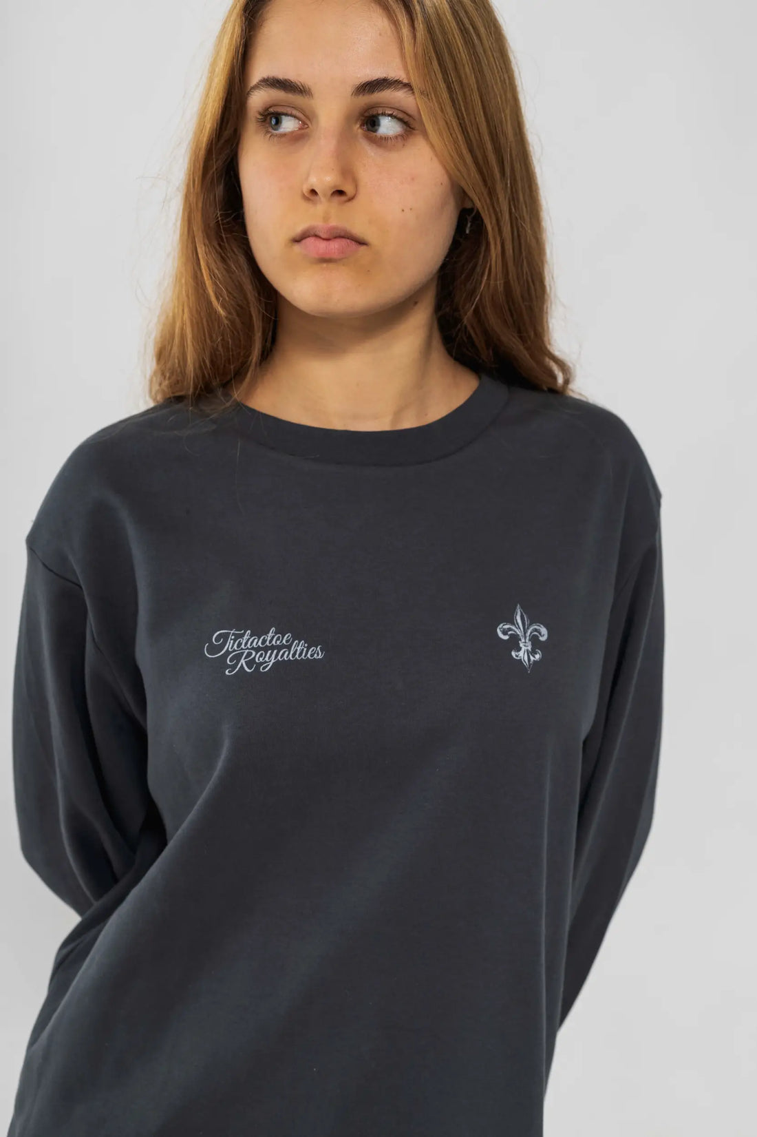 חולצה ארוכה "דה ליס" לנשים - אפור פלדה