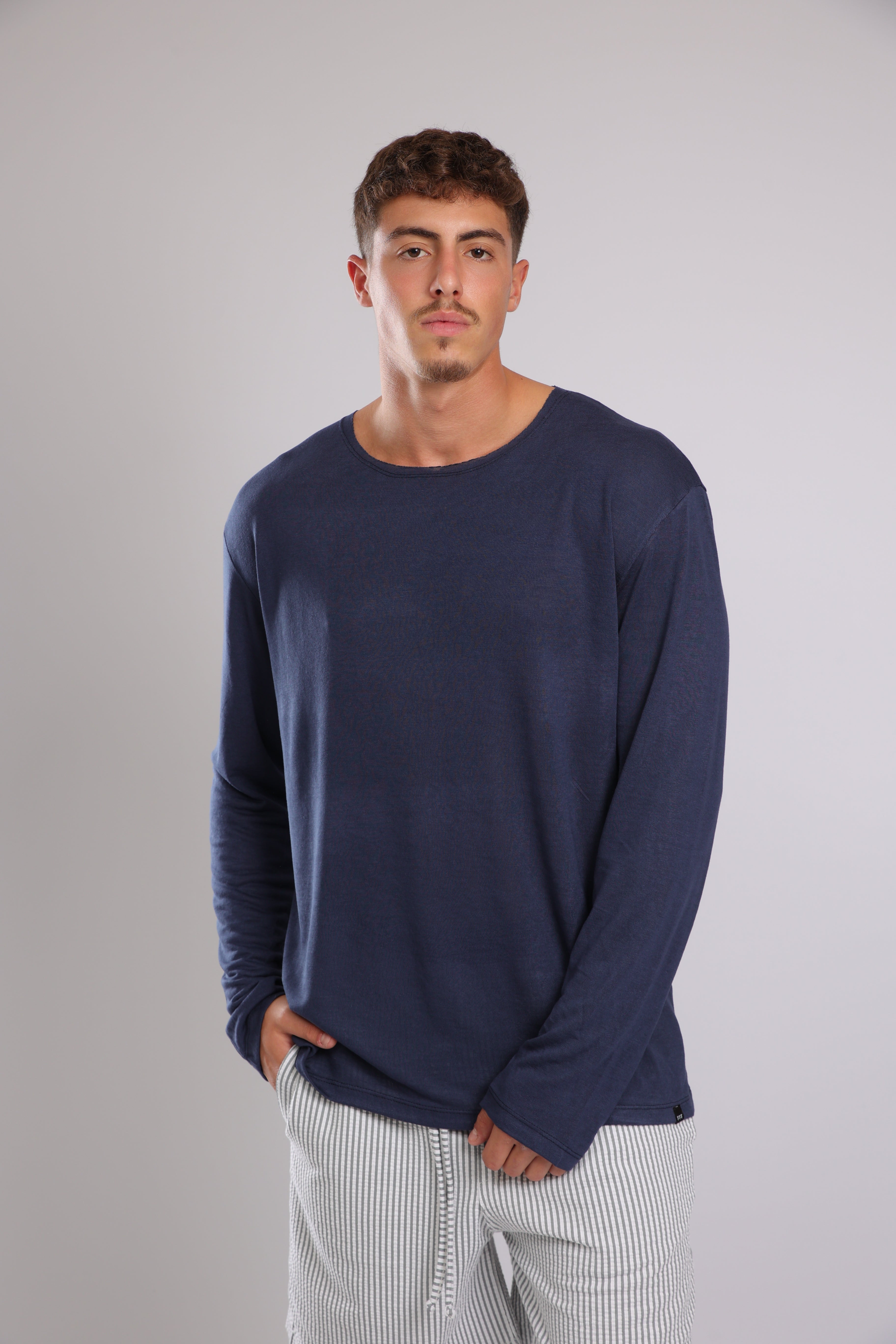 חולצה ארוכה פשתן - כחול כהה