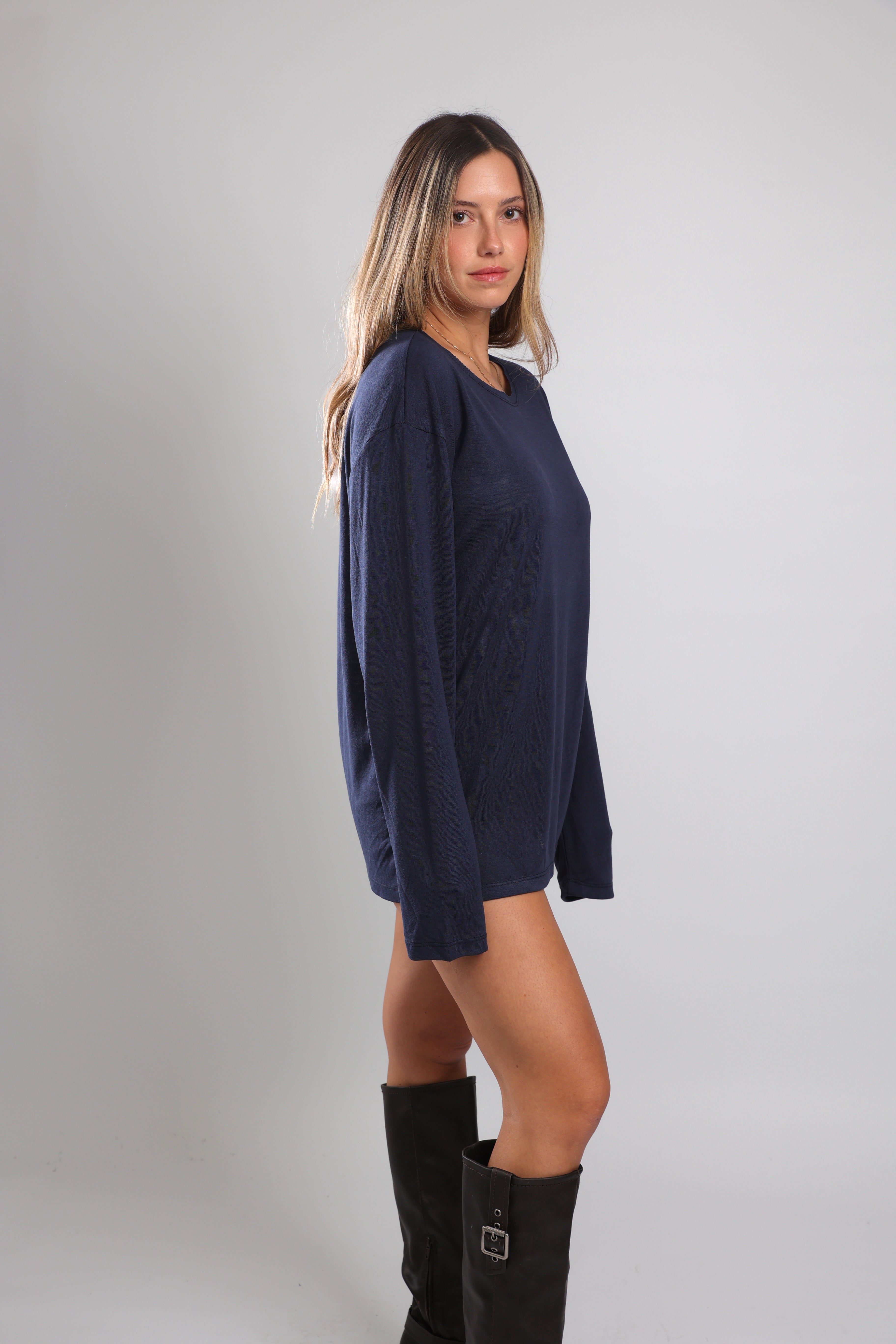 חולצה ארוכה לנשים - כחול כהה