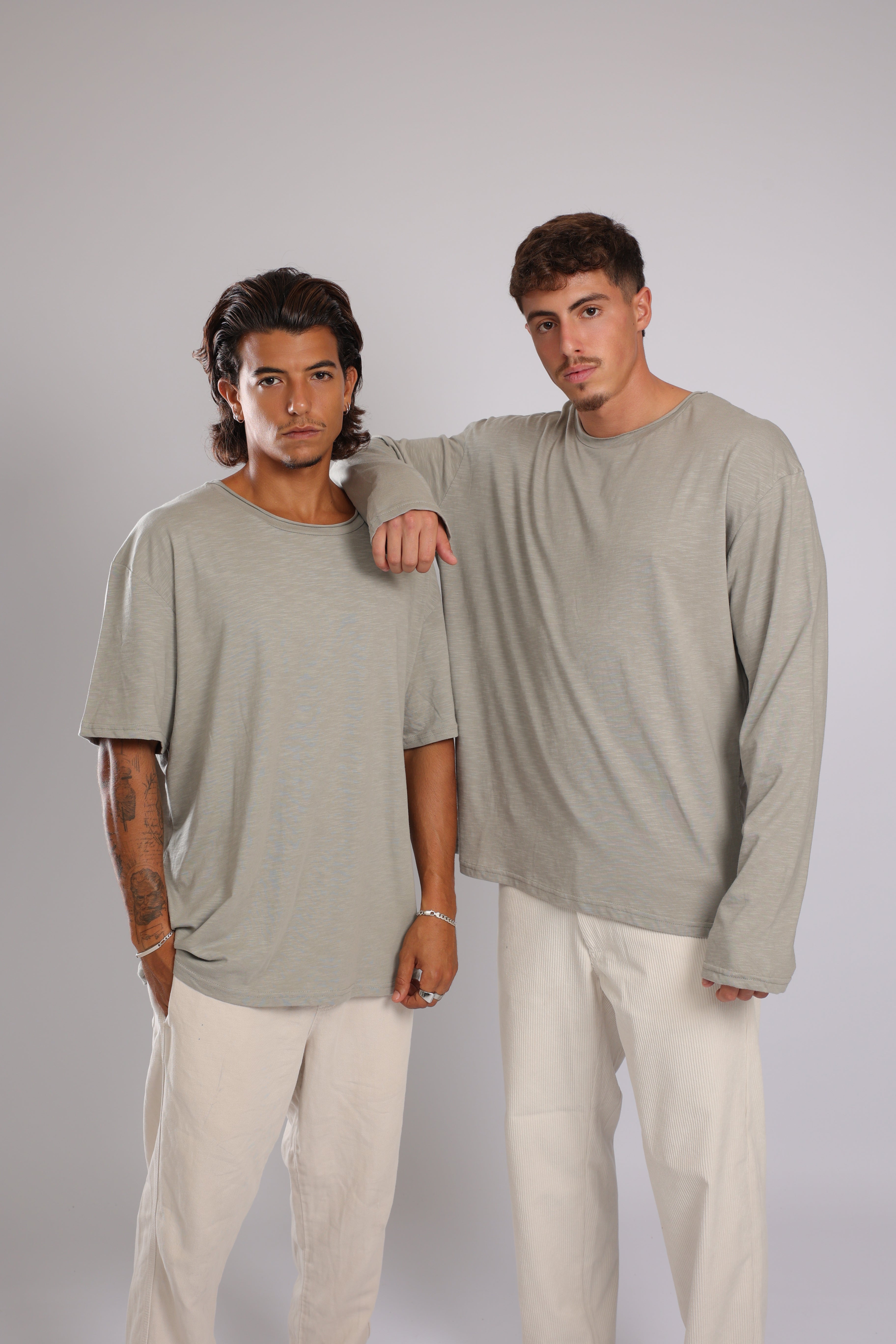 חולצה קצרה כותנה - אפור זית