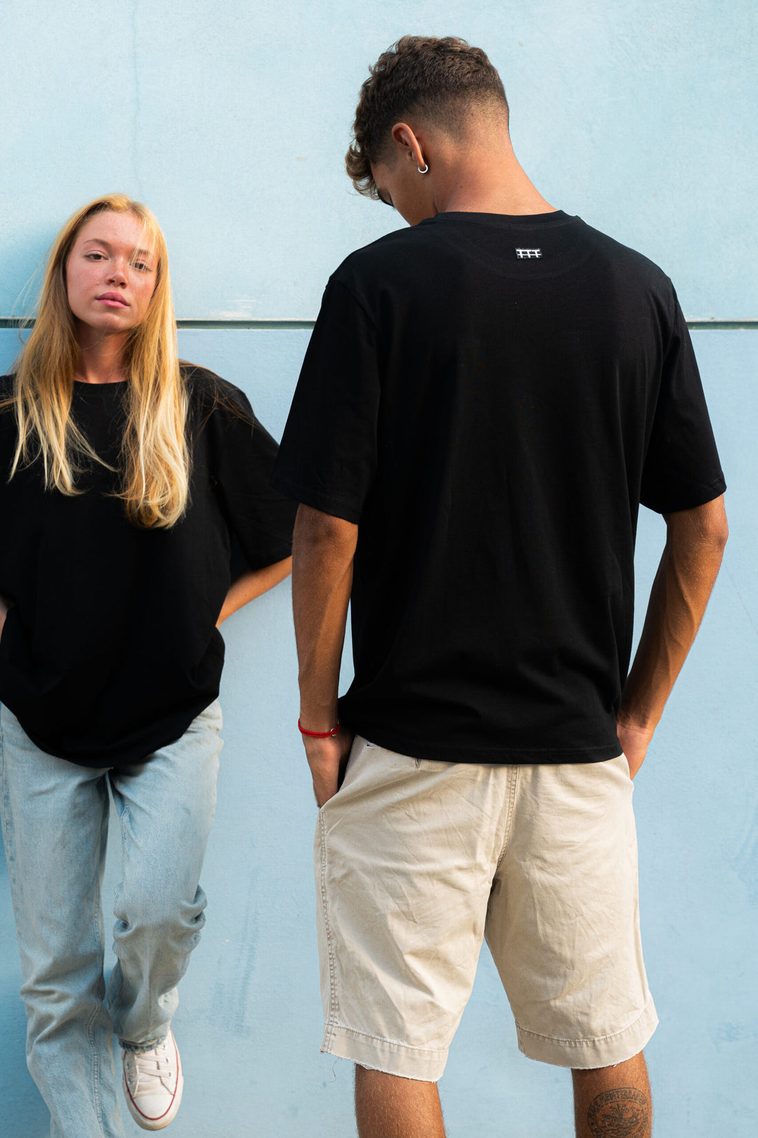 חולצה קצרה קלאסית - שחור