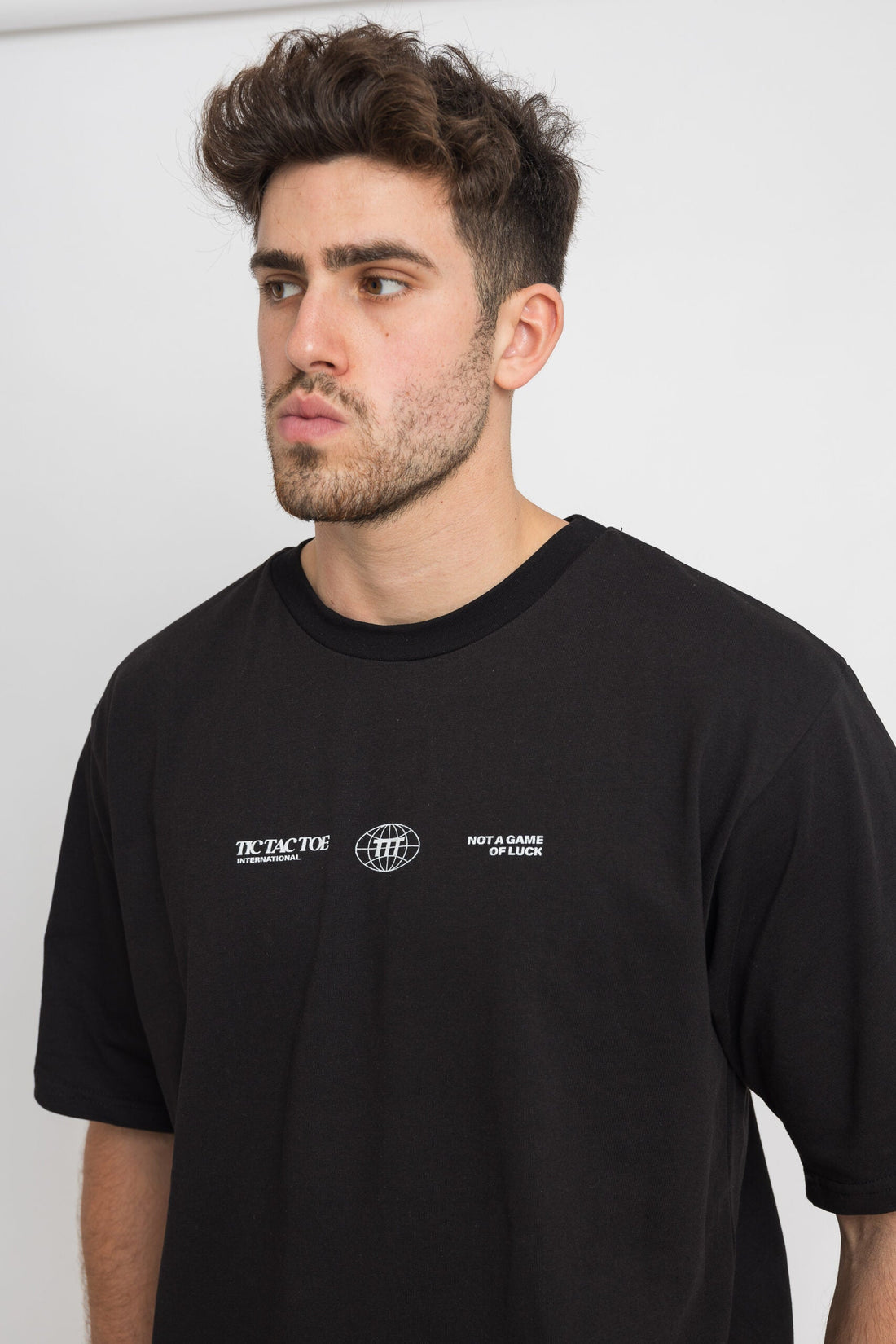 חולצה קצרה בינלאומי - גברים