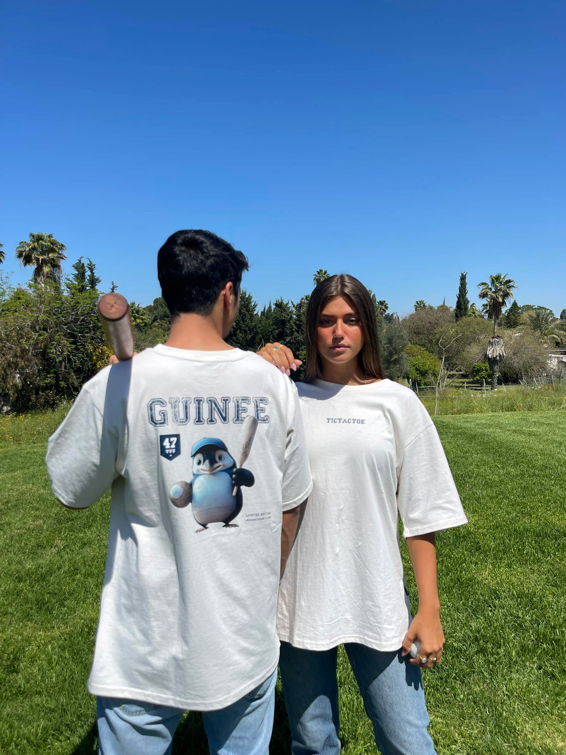 חולצה קצרה GUINEE צבע שמנת ווש - נשים