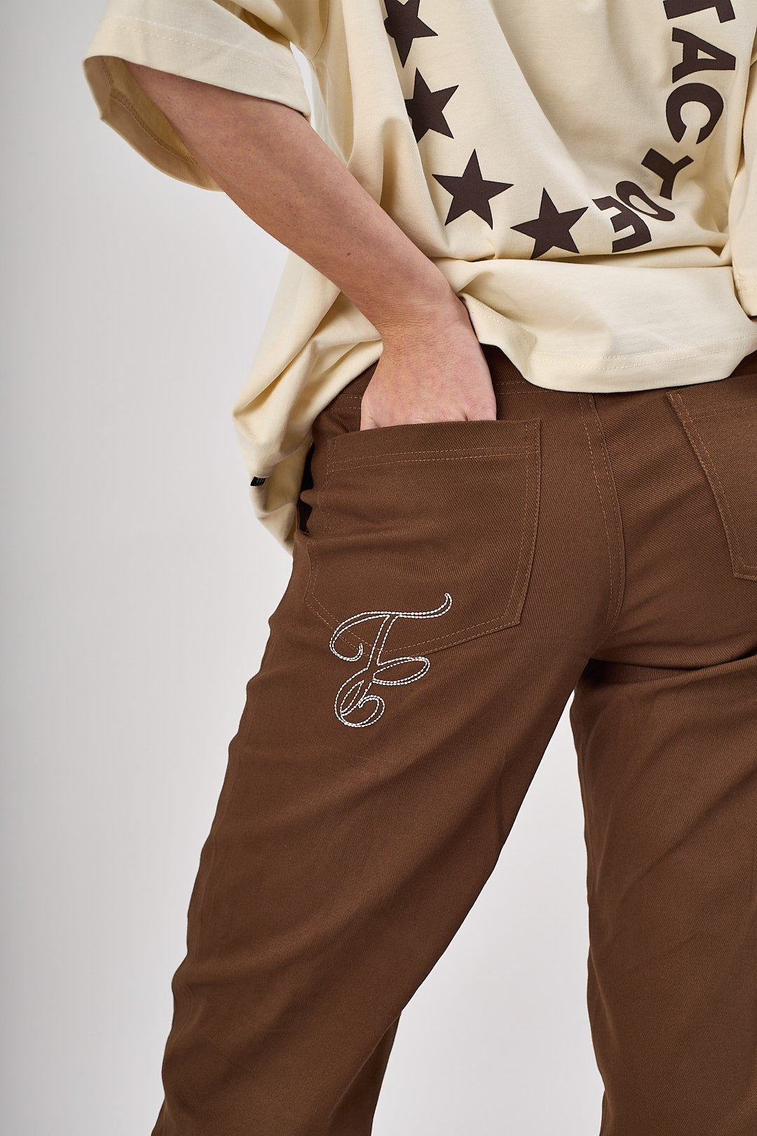 מכנס עבודה מחויט לנשים - חום