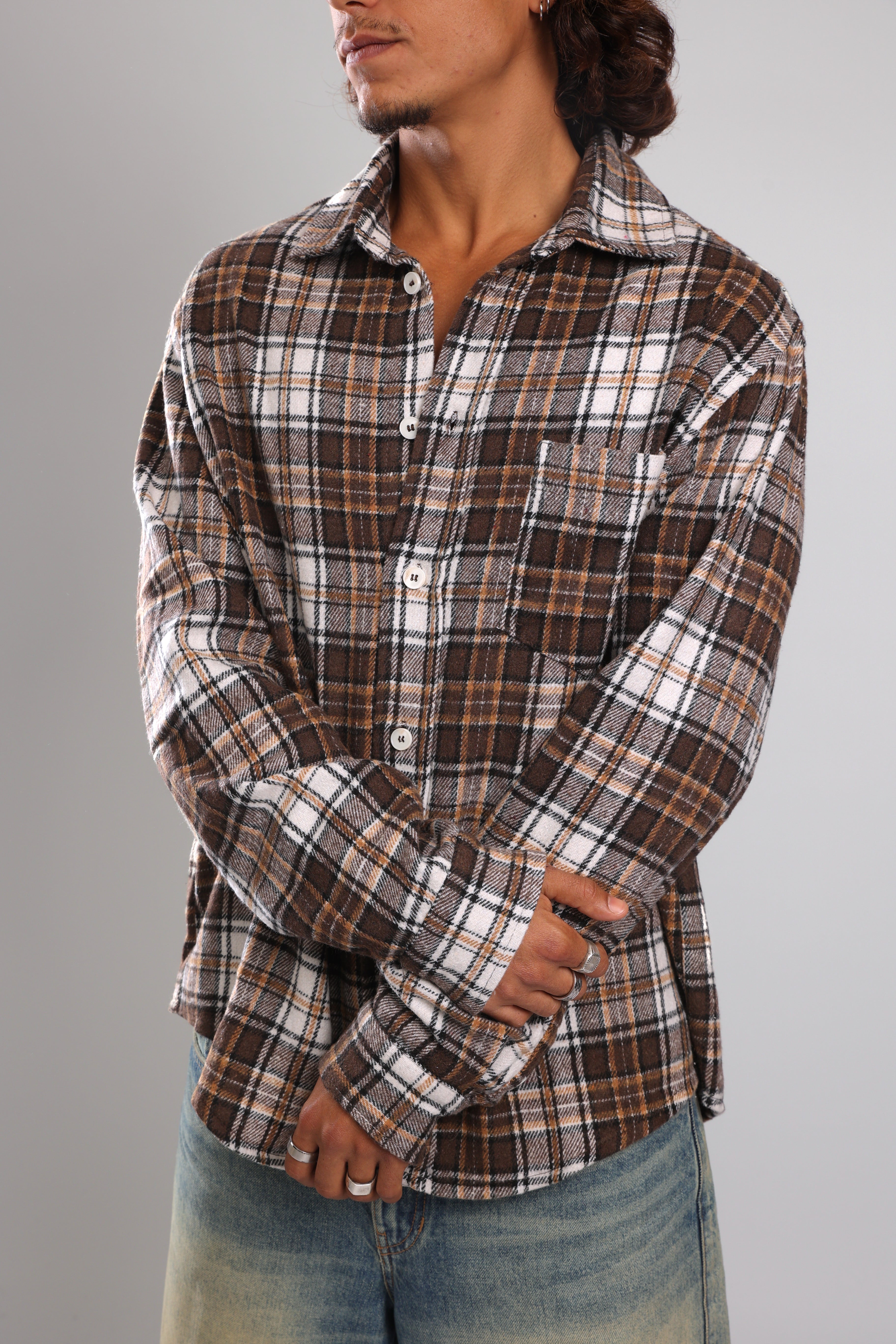 מכופתרת פלנל - חום