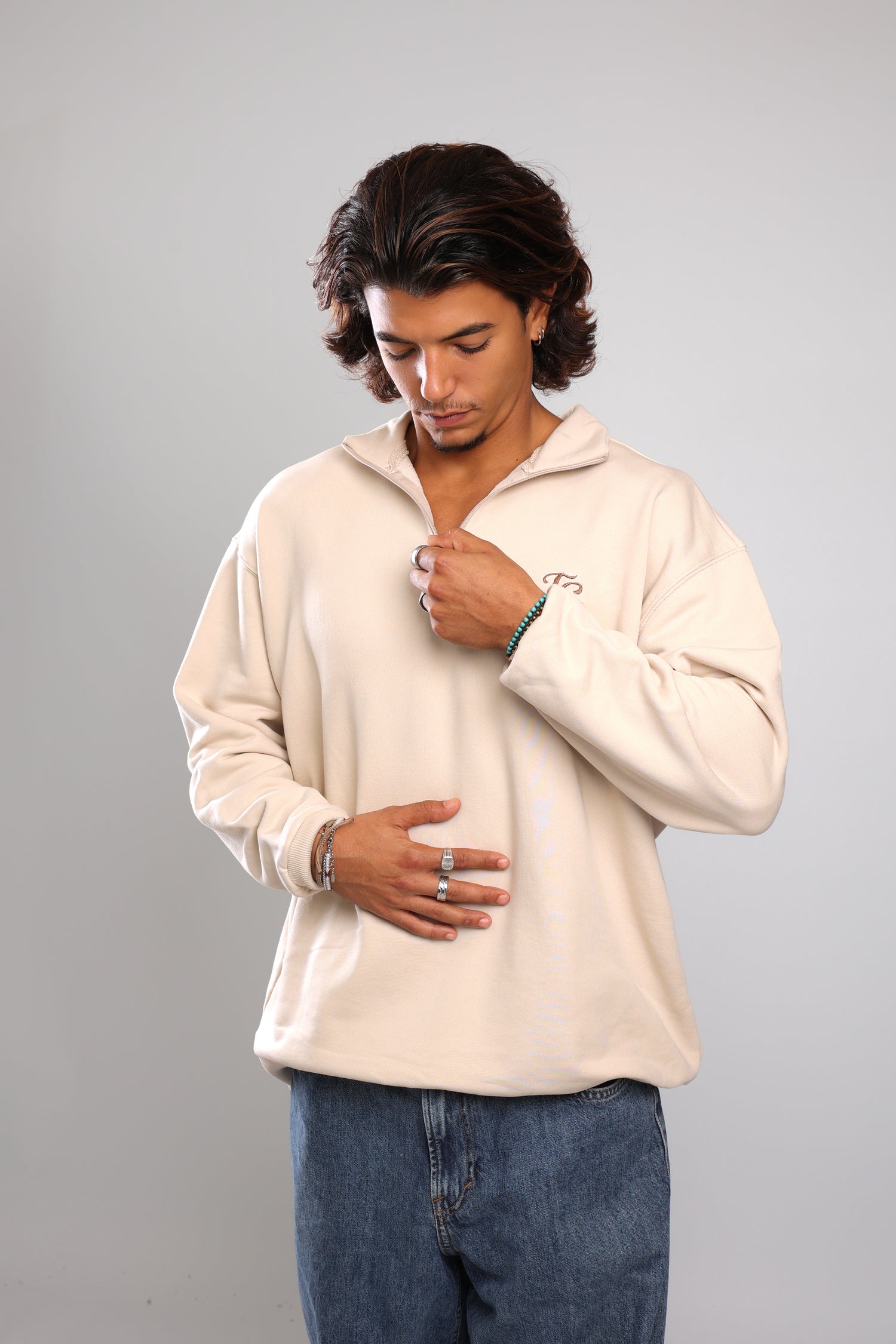 סוושירט חצי רוכסן - קרם