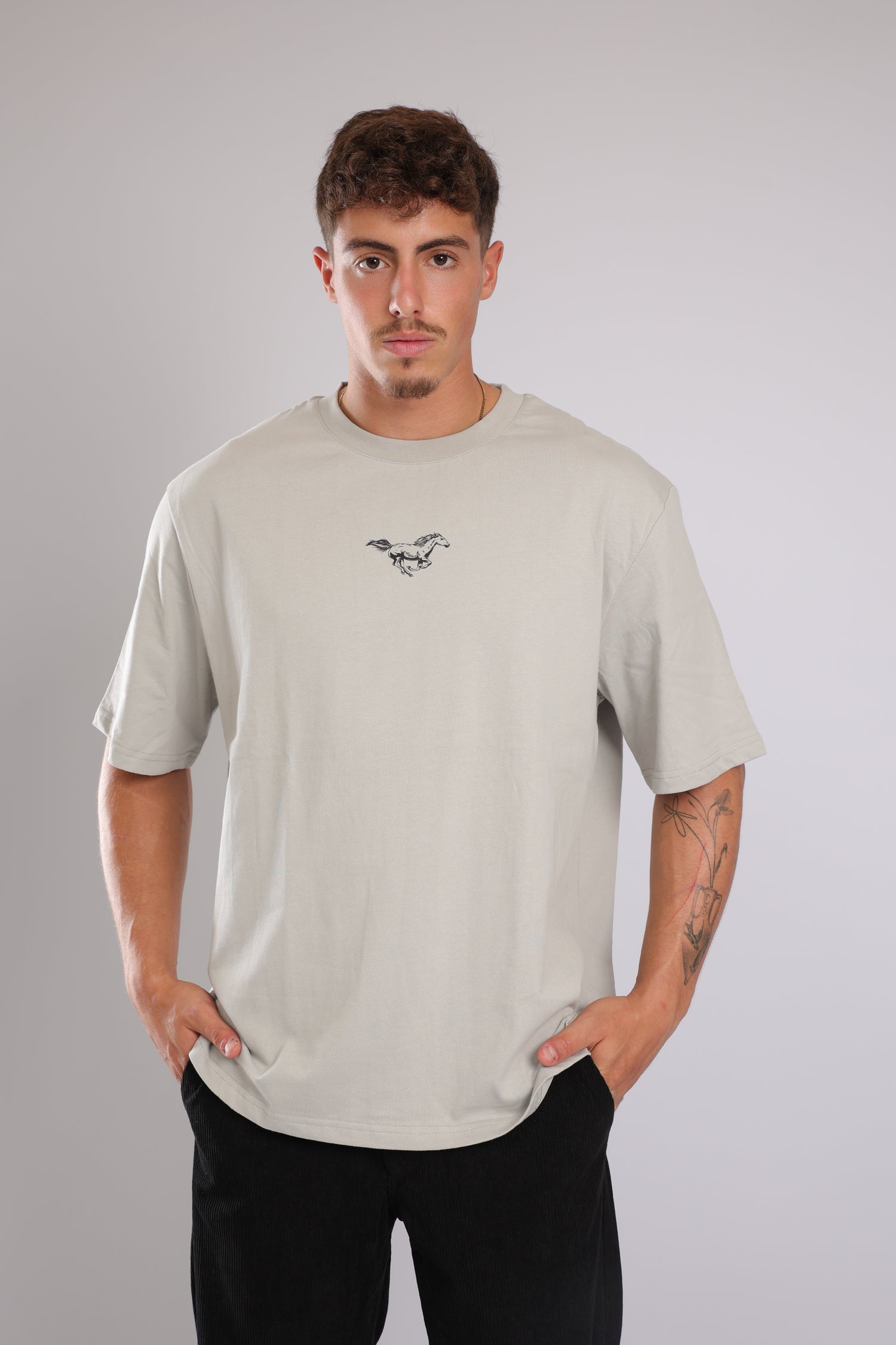 חולצה WILD HORSES - אפור