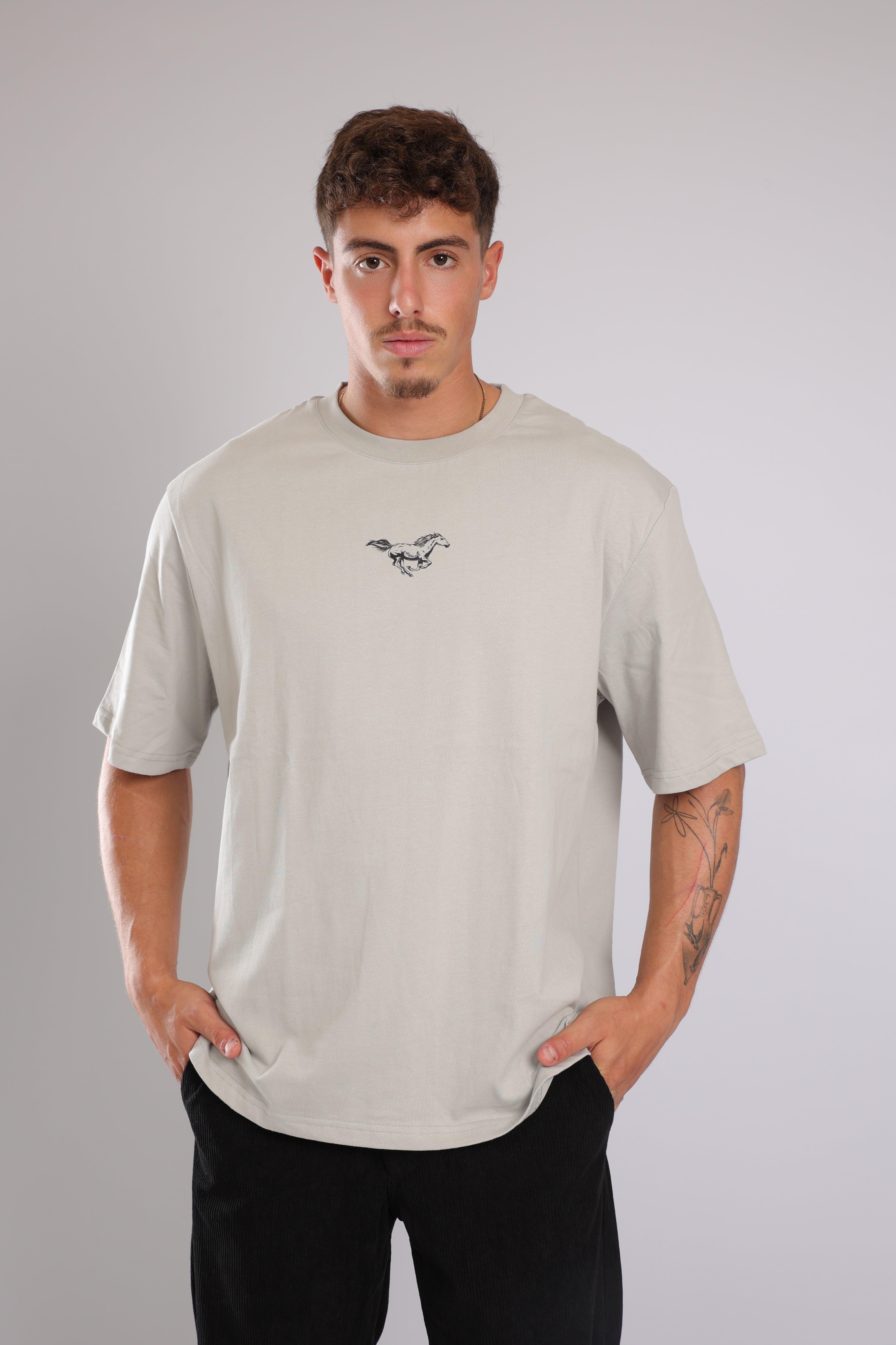 חולצה WILD HORSES - אפור