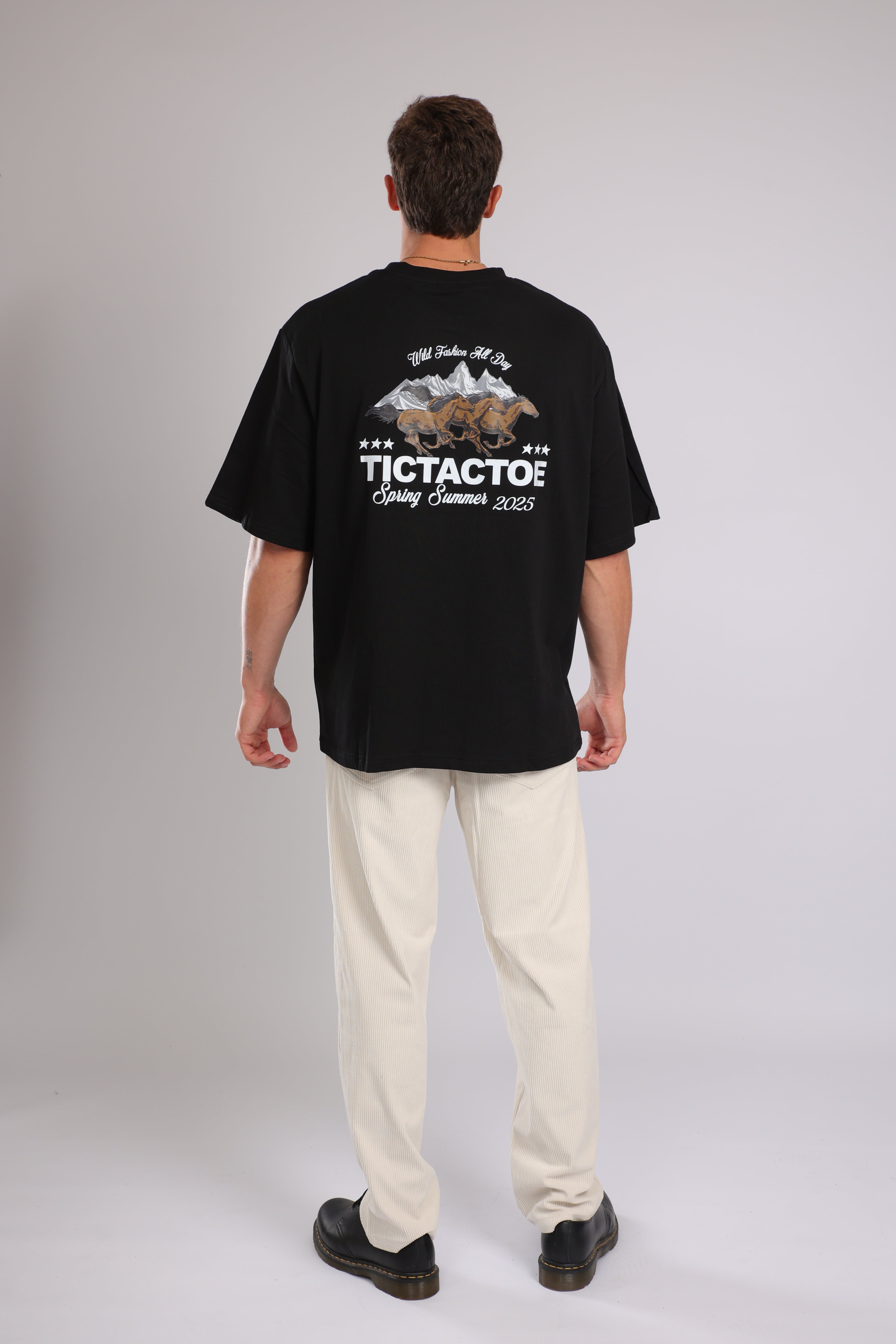 חולצה WILD HORSES - שחור