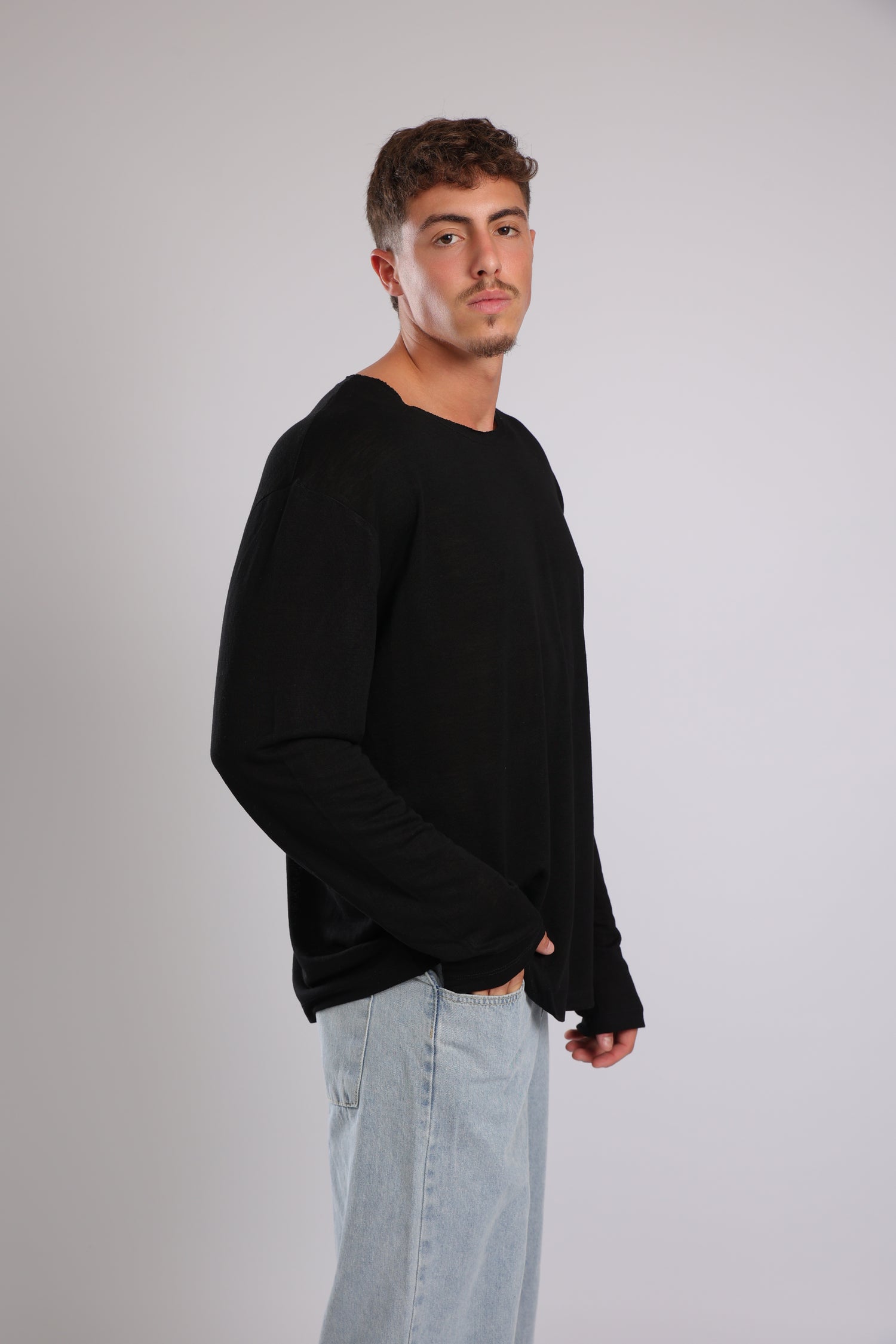 חולצה ארוכה פשתן - שחור