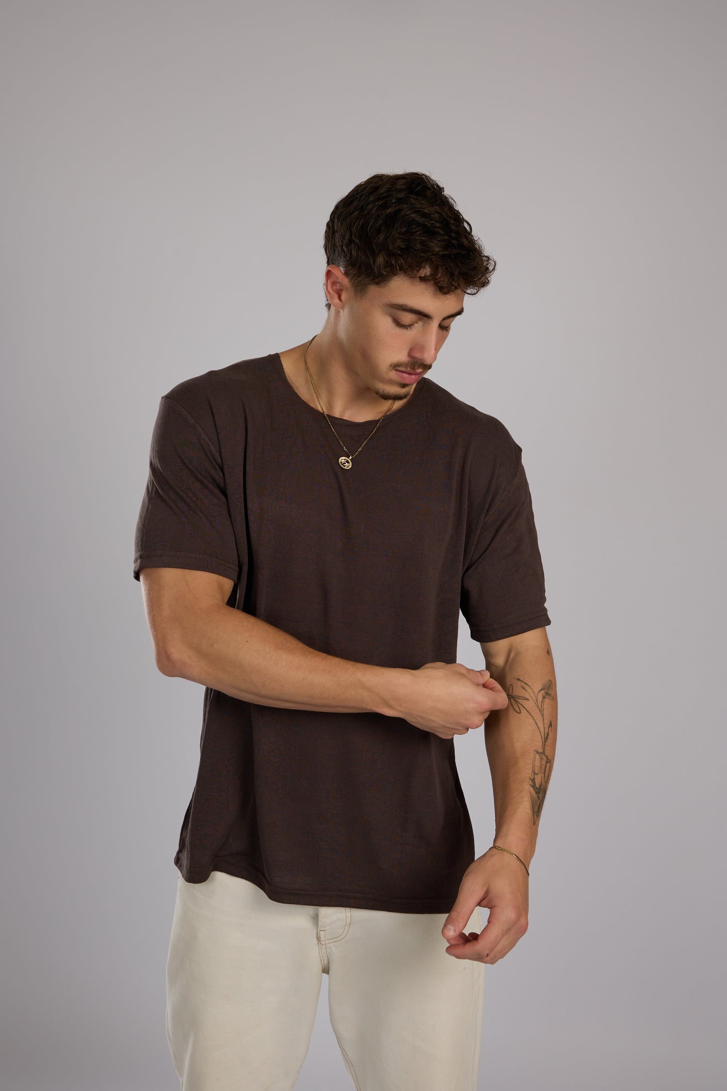 חולצה קצרה פשתן - חום כהה