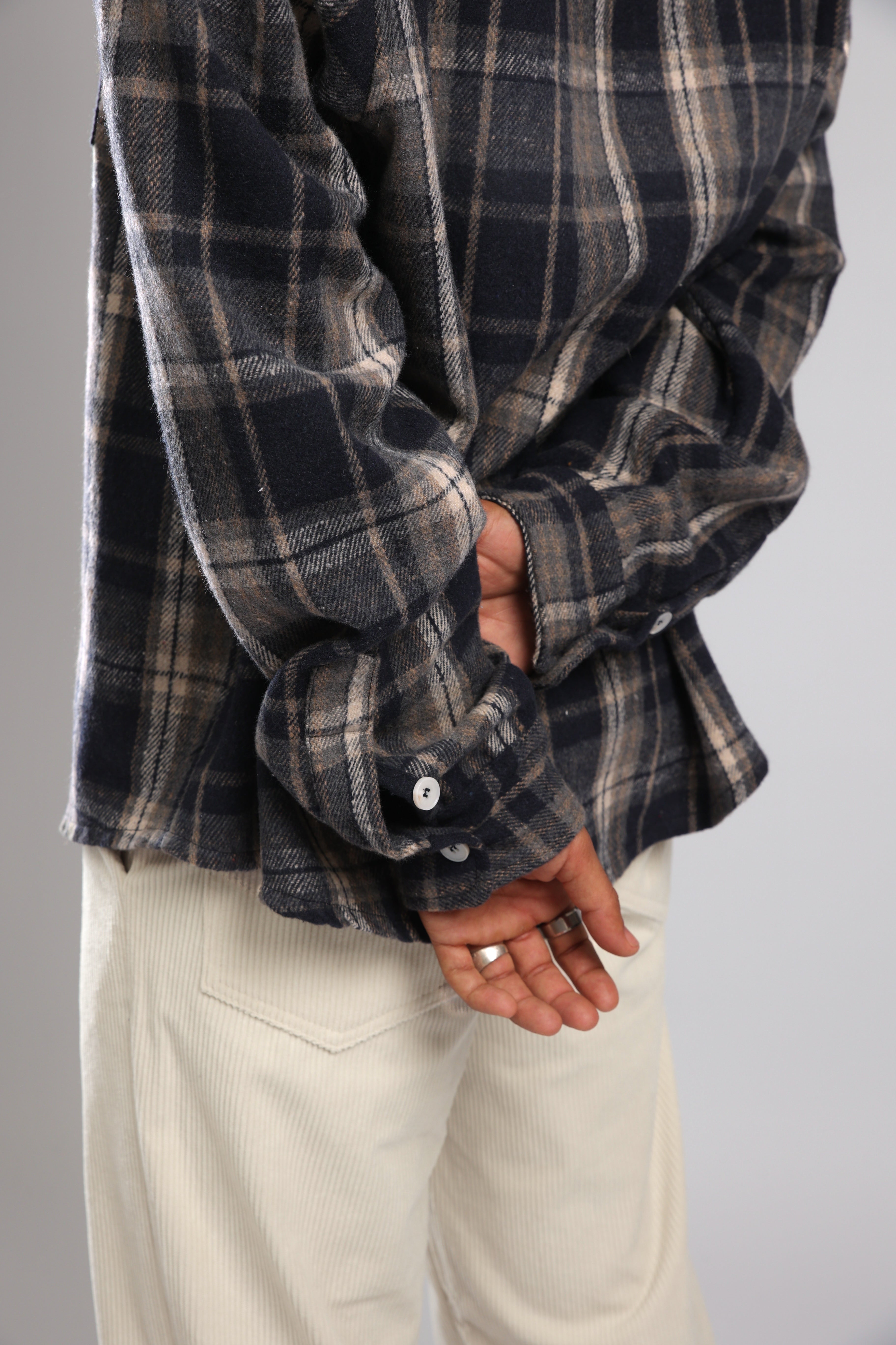 מכופתרת פלנל - אפור כחול