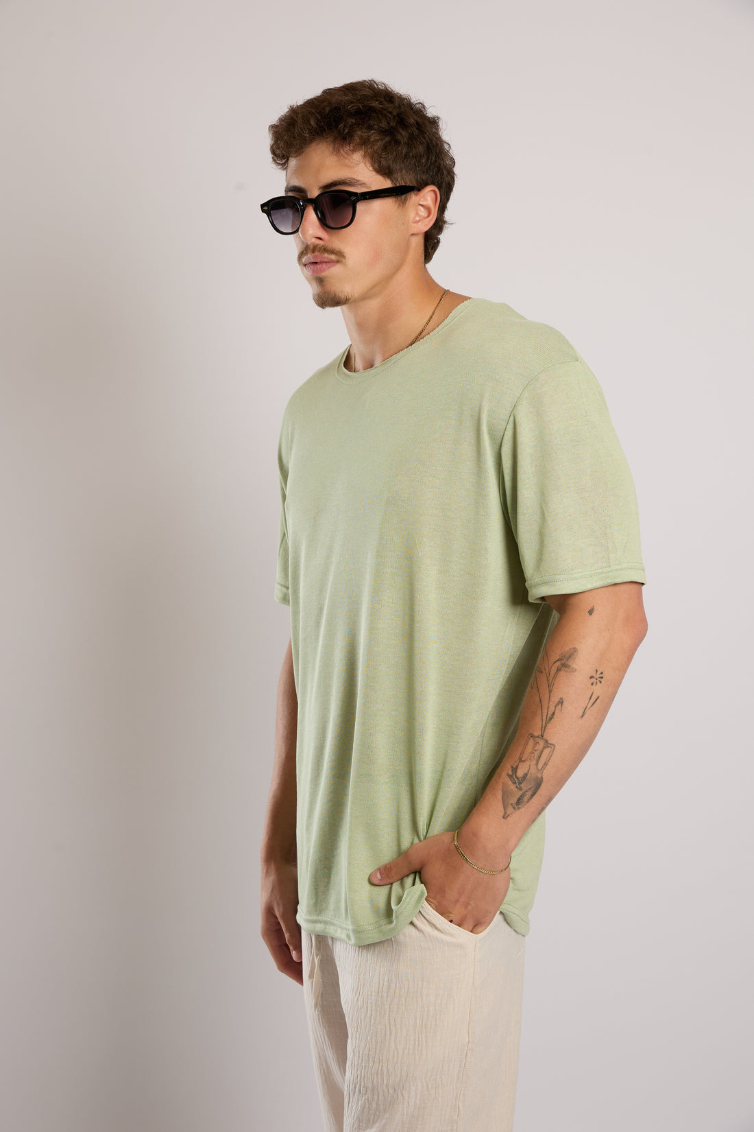 חולצה קצרה פשתן - ירוק פיסטוק