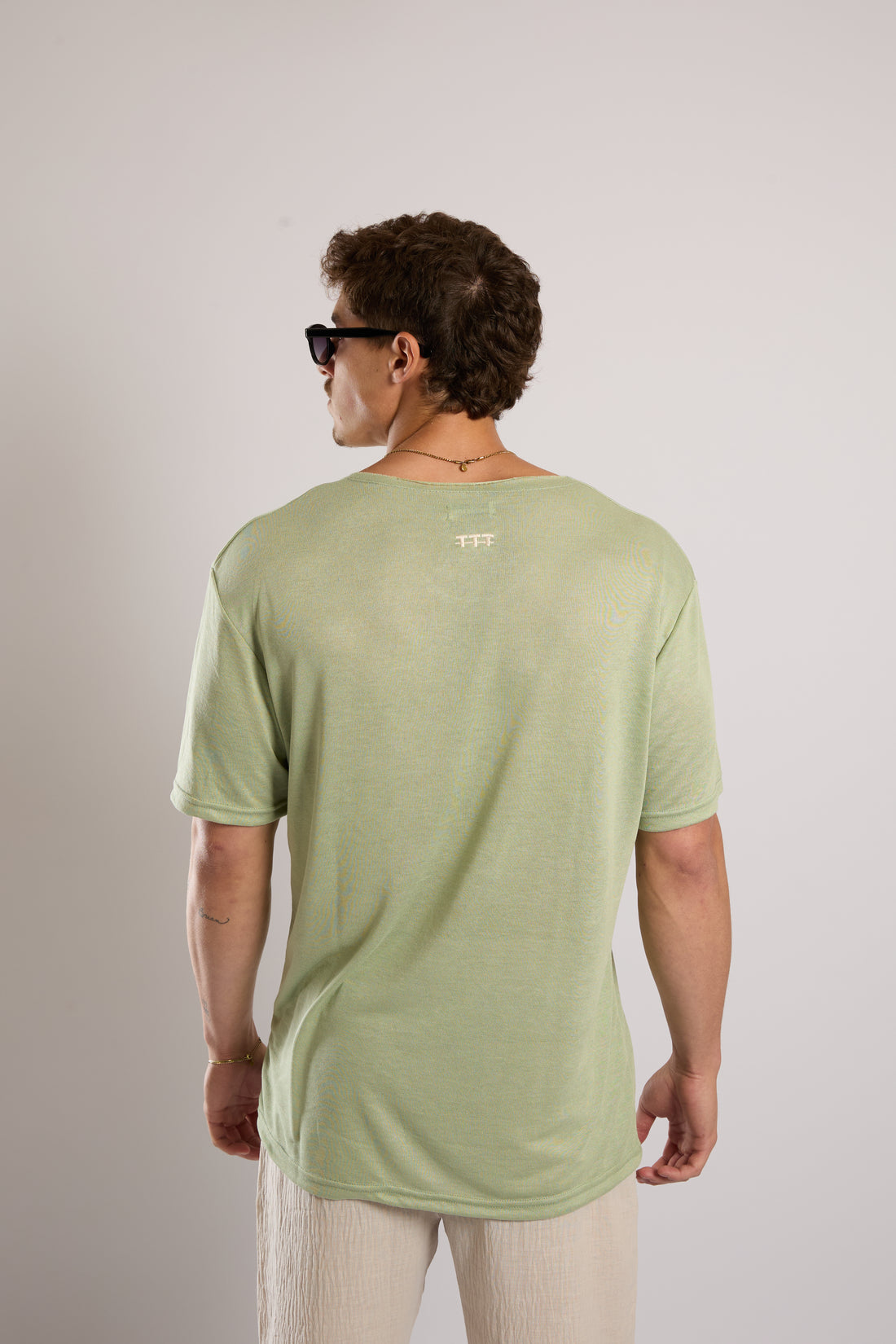 חולצה קצרה פשתן - ירוק פיסטוק