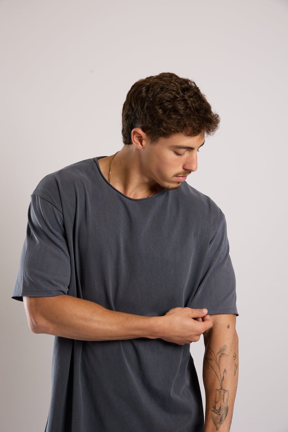 חולצה קצרה שטופה - כחול כהה