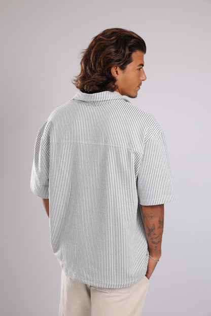 מכופתרת קצרה פסים - אפור