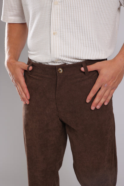 מכנס קורדרוי ארוך לגברים - חום