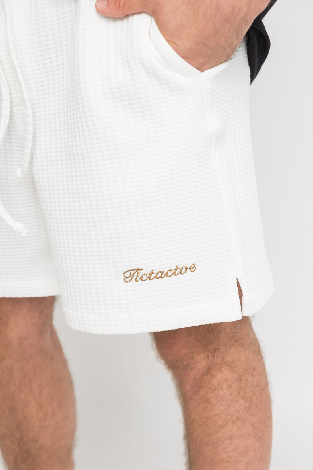 מכנס וואפל קצר - לבן